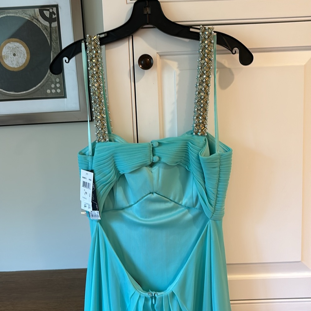 Brand new with tags. Aqua dress. Size 10 - Picture 3 of 4